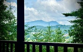 Bluff Mountain View
